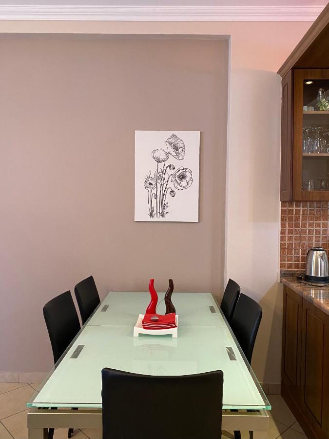 Cloud8 Apt With Castle View, 7Km From The Beach Lezhë Екстериор снимка